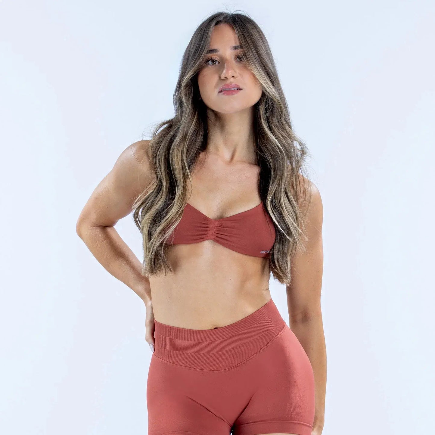Women’S Influencer-Style Sports Bra with Shoulder Straps, Open Back, Padded Design, Shock Absorption, Suitable for Workouts, Fitness, and Yoga, Removable Pads Included; New Women’S Sports Yoga Set: High-Waisted Compression Shorts and Tank Top, Ideal for S