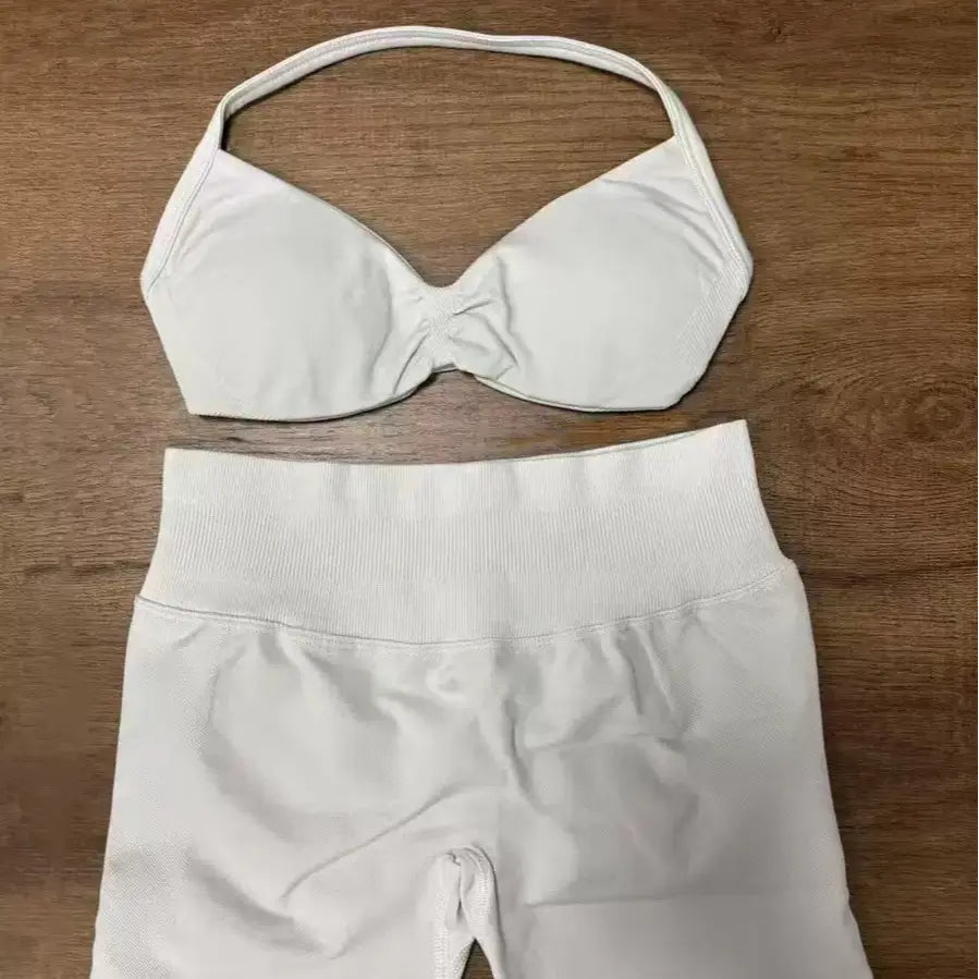 Women’S Influencer-Style Sports Bra with Shoulder Straps, Open Back, Padded Design, Shock Absorption, Suitable for Workouts, Fitness, and Yoga, Removable Pads Included; New Women’S Sports Yoga Set: High-Waisted Compression Shorts and Tank Top, Ideal for S